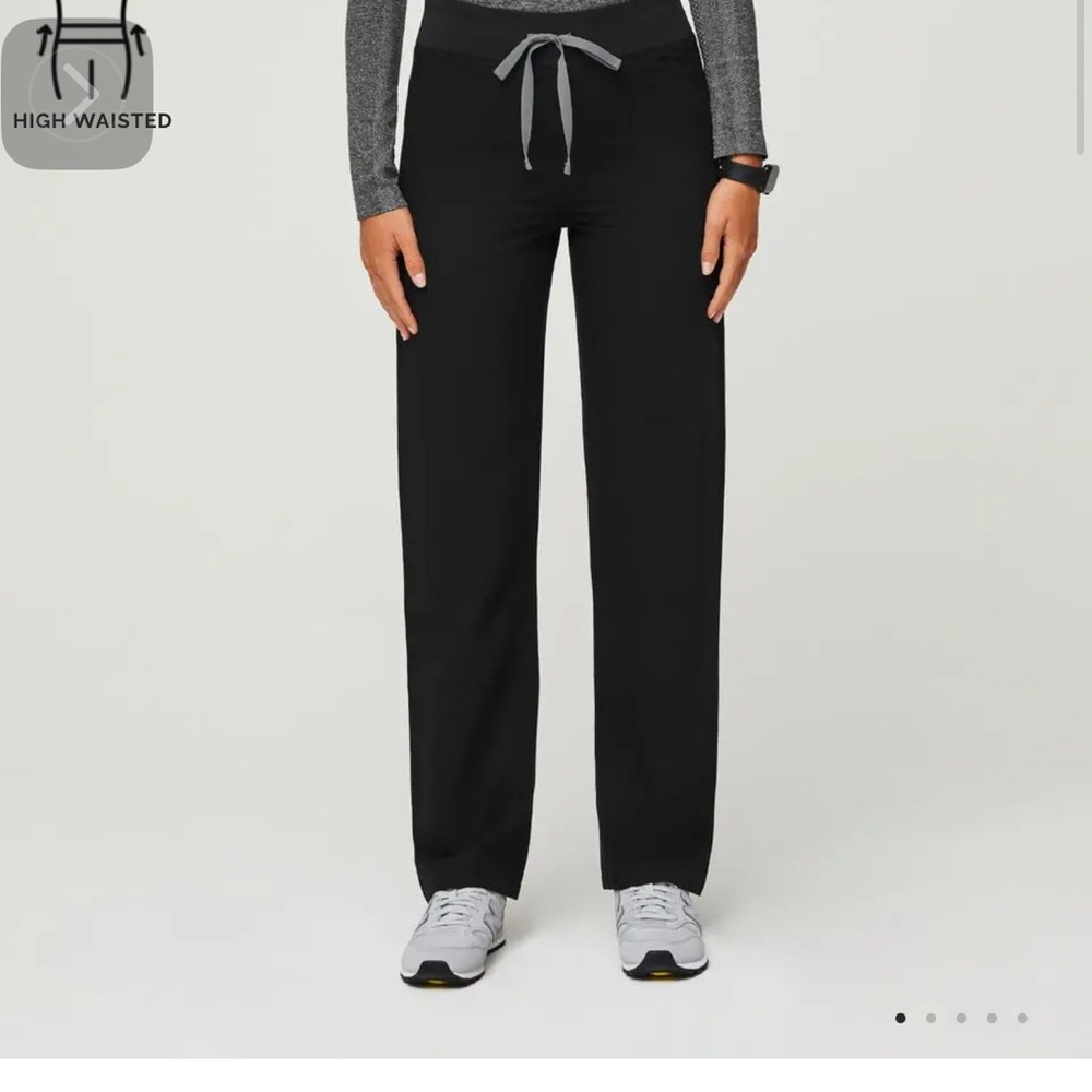 High Waisted Livingston Basic Scrub Pants™
